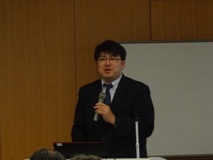 南博先生による報告
