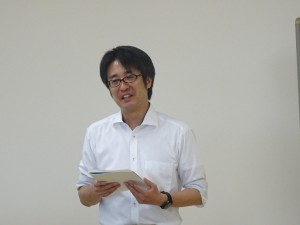 佐藤裕哉准教授による討論