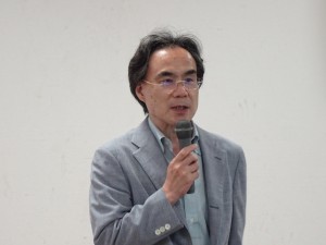 柳井雅人所長による挨拶