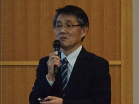 城下隆氏